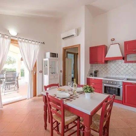 Villino La Lantana Con Wi-fi Tertenìa
